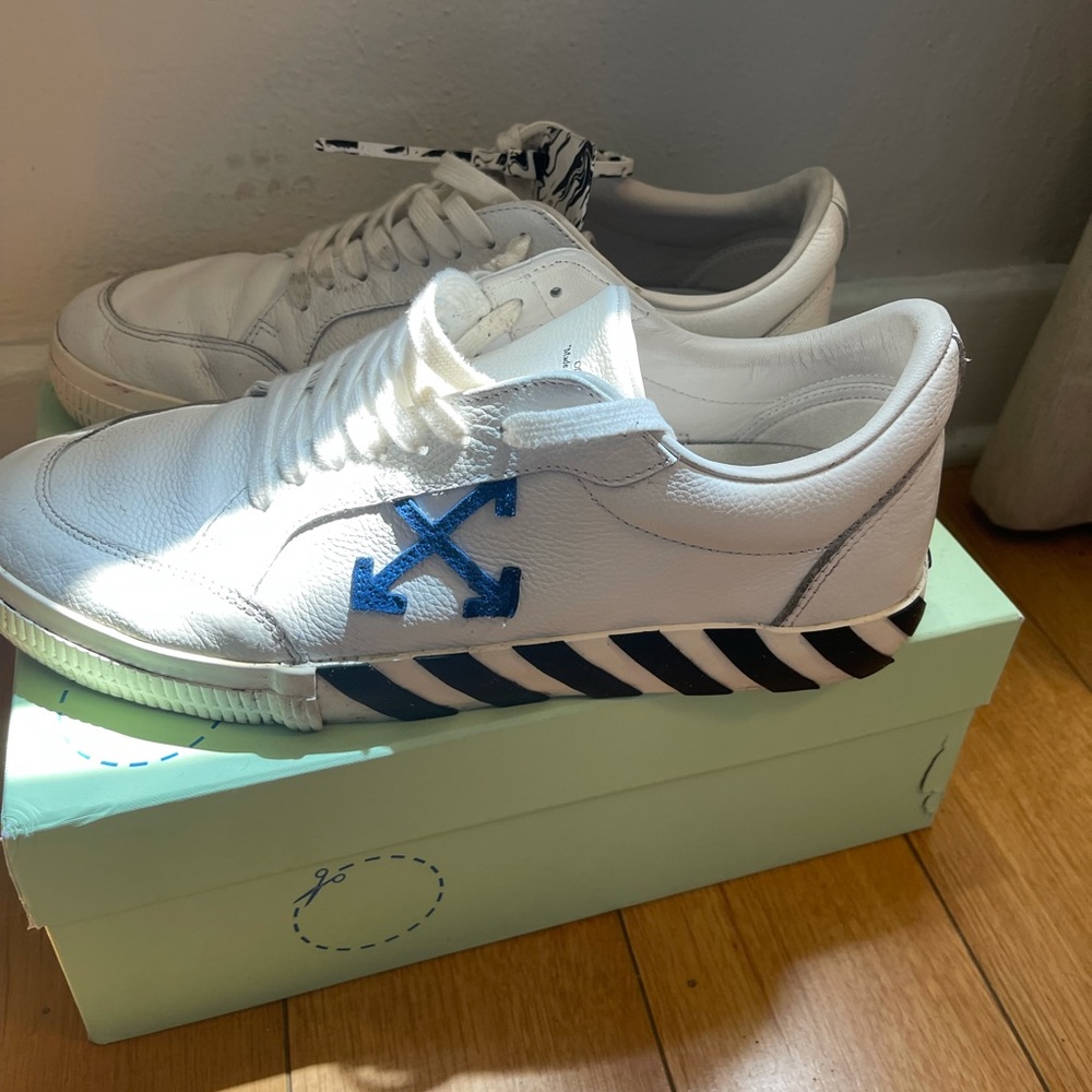 Off-White Vulcanized Leather sneakers